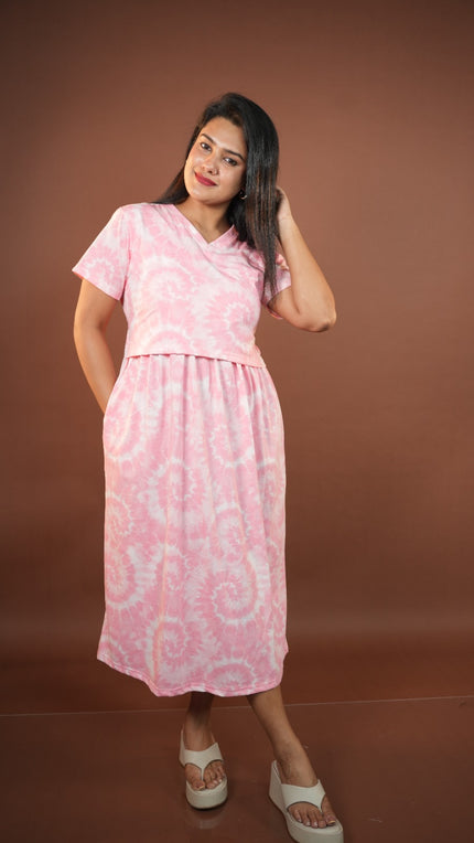 Maternity zipless feeding gown